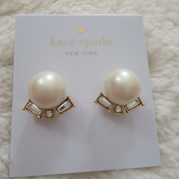 SOLD NWT Kate Spade Gold Earrings with Pearls